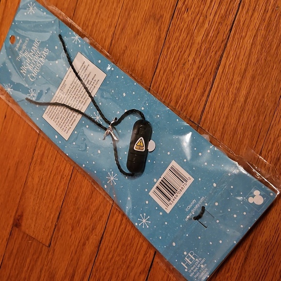 Disney Jack Skellington Nightmare Before Christmas Light-up Necklace, Brand New! - Picture 3 of 5
